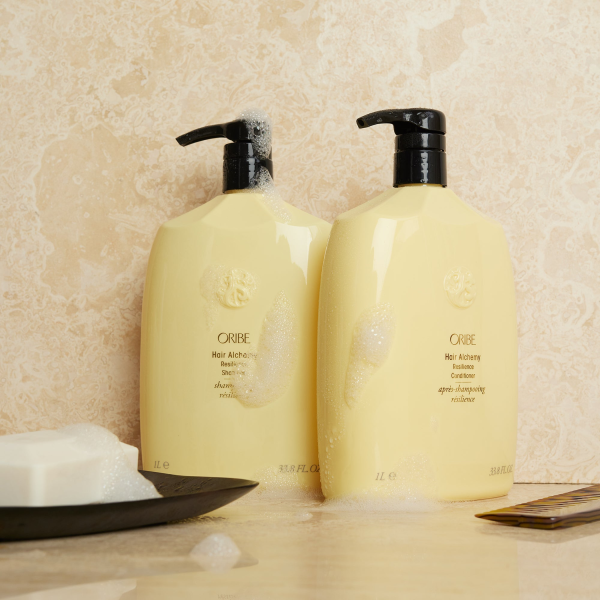 Oribe Шампунь против ломкости и сухости волос Сила Возрождения Hair Alchemy Resilience Shampoo, 1000 мл купить - 7