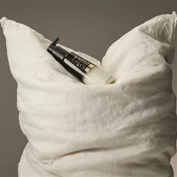 Oribe Восстанавливающий ночной крем для волос Роскошь золота Gold Lust Restorative Night Crème for Hair, 150 мл купить - 2