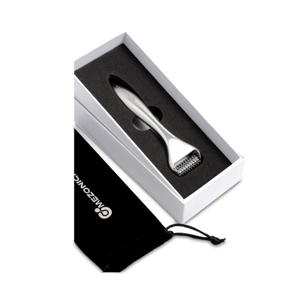 Mezonica Ручной металлический 3D акупрессурный массажер-ролик для массажа шиацу Metal 3D Acupressure Skin Beauty Roller Zinc Alloy купить